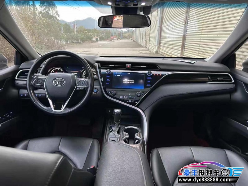 20年丰田凯美瑞轿车抵押车出售