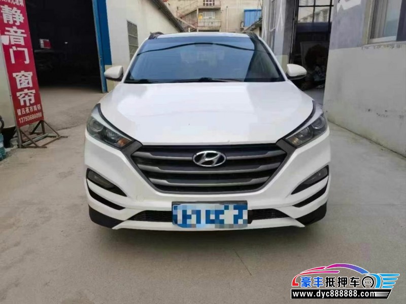 18年现代途胜轿车抵押车出售