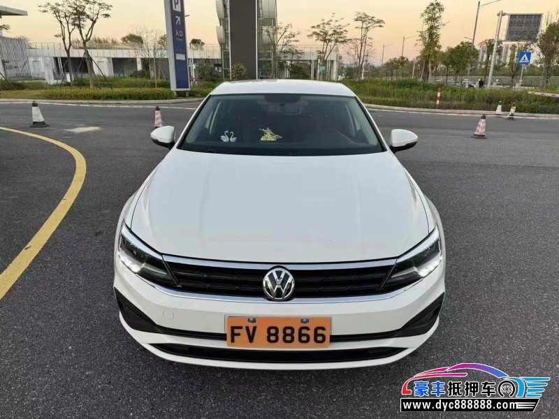 21年大众凌渡轿车抵押车出售