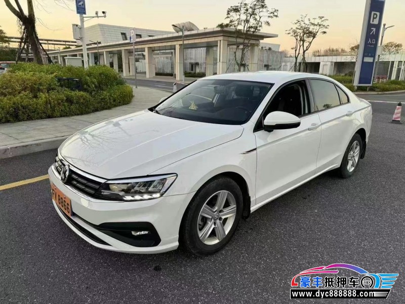 21年大众凌渡轿车抵押车出售