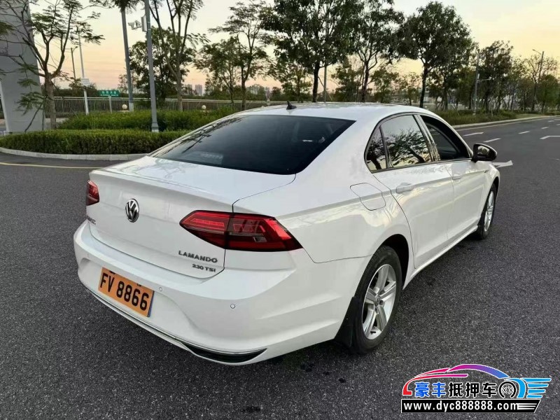 21年大众凌渡轿车抵押车出售