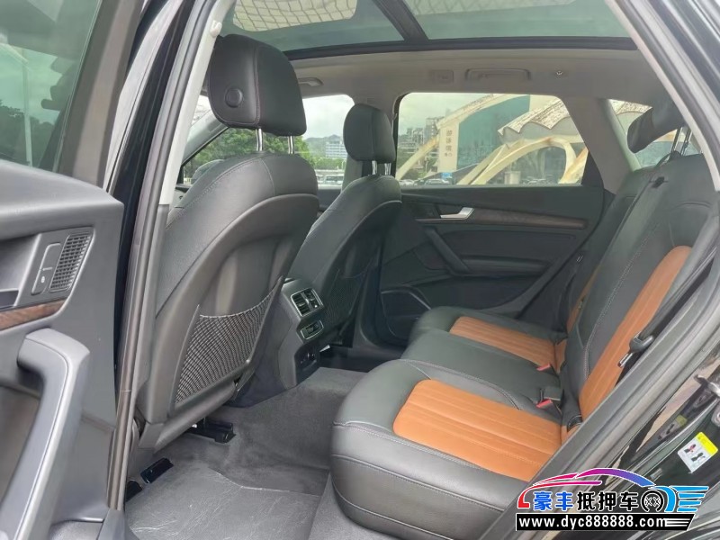 20年奥迪Q5轿车抵押车出售