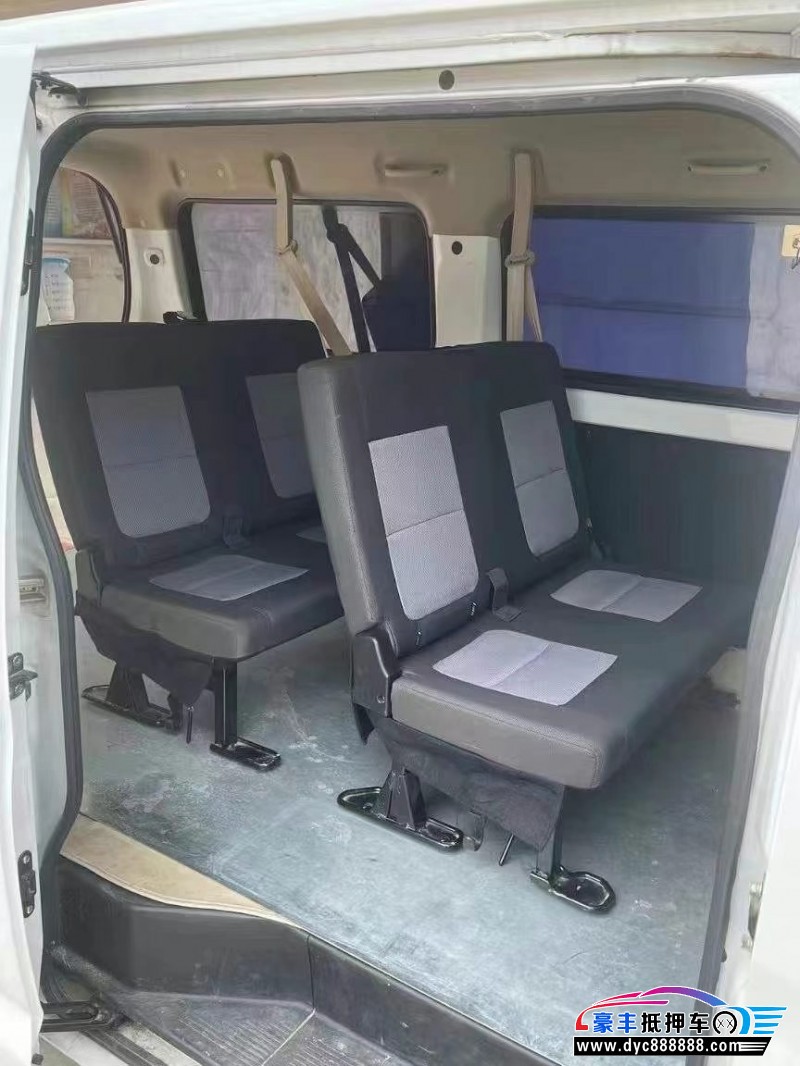 23年长安睿行轿车抵押车出售