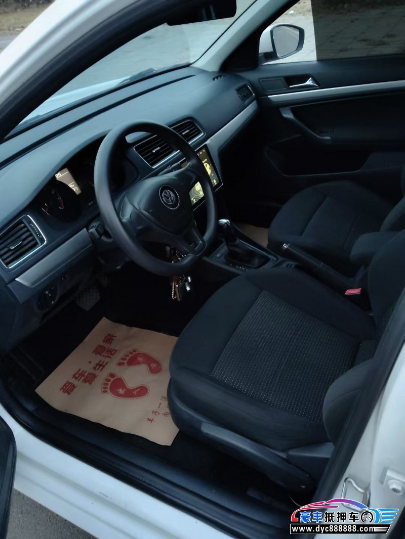 18年大众朗逸轿车抵押车出售