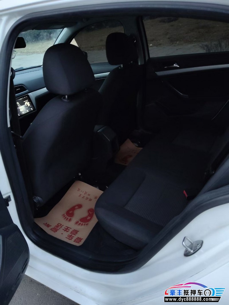 18年大众朗逸轿车抵押车出售