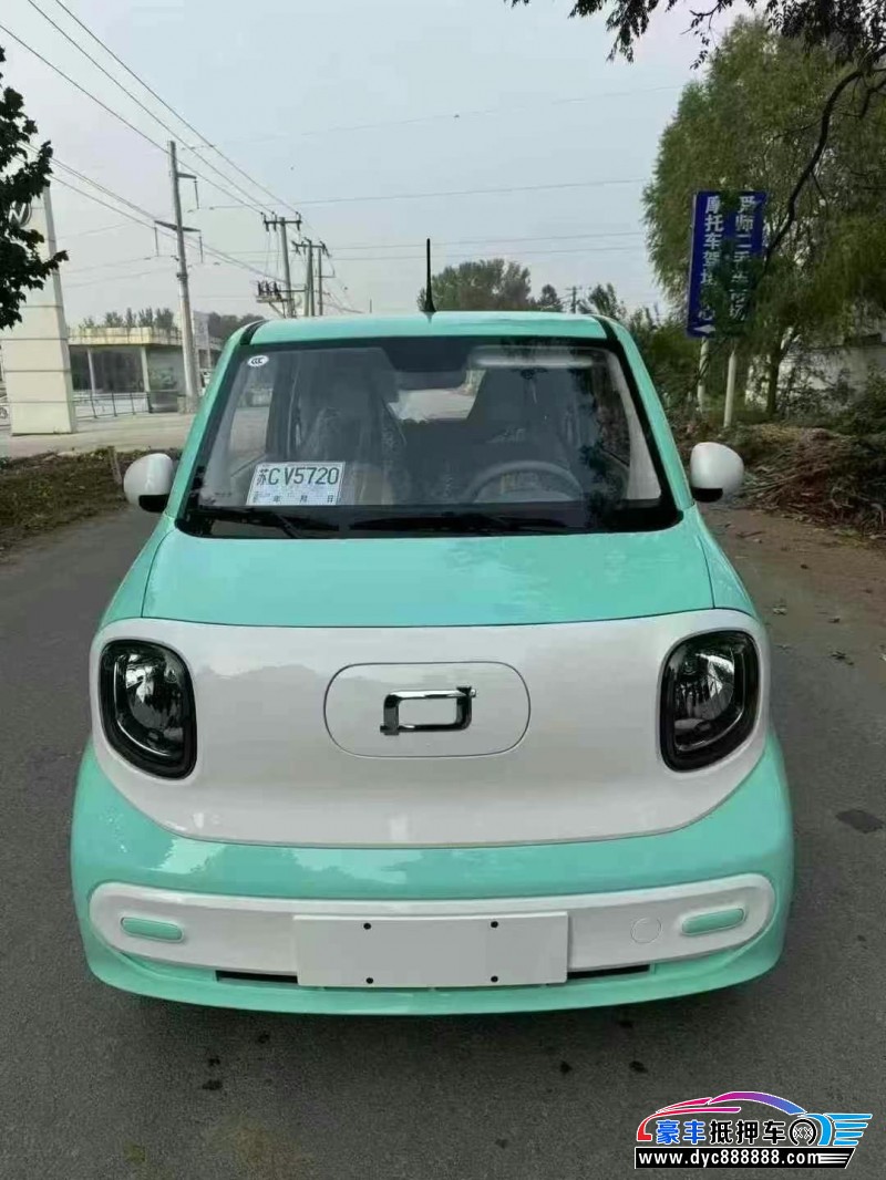 24年奔腾小马轿车抵押车出售