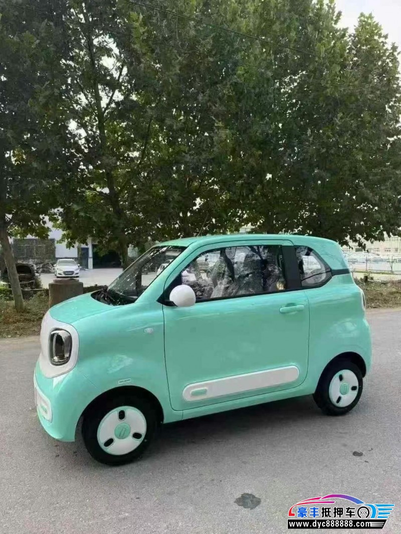 24年奔腾小马轿车抵押车出售