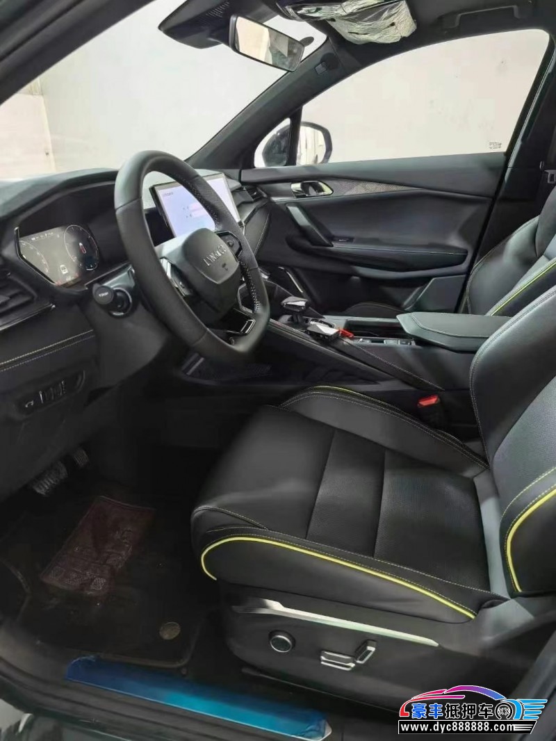 23年领克06轿车抵押车出售