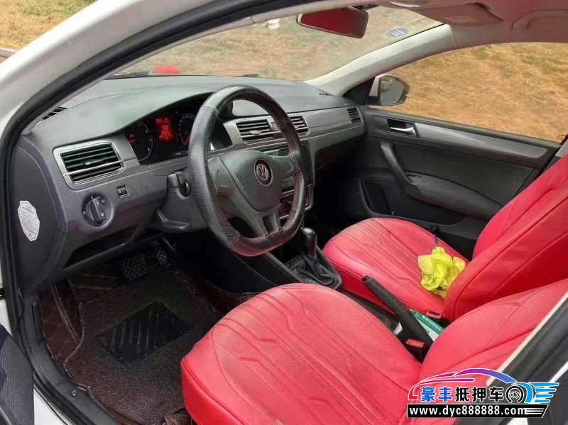 19年大众桑塔纳轿车抵押车出售