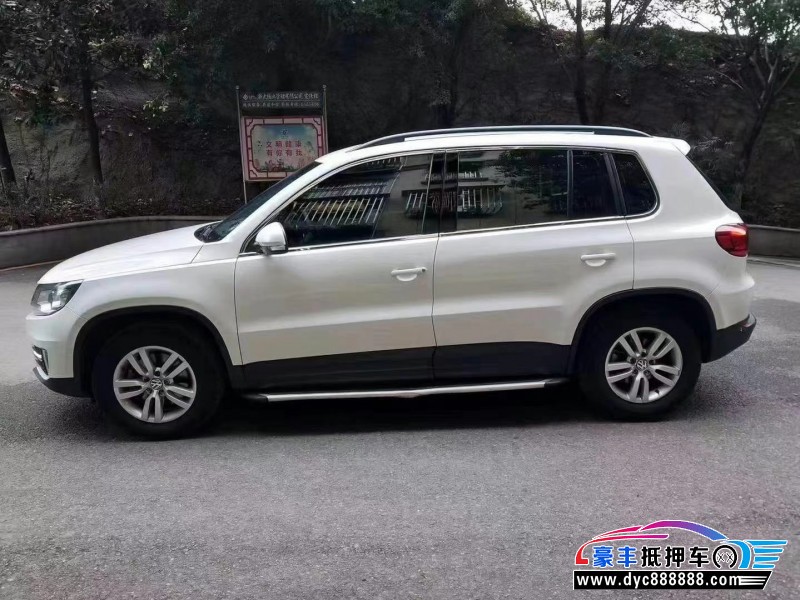 15年大众途观轿车抵押车出售