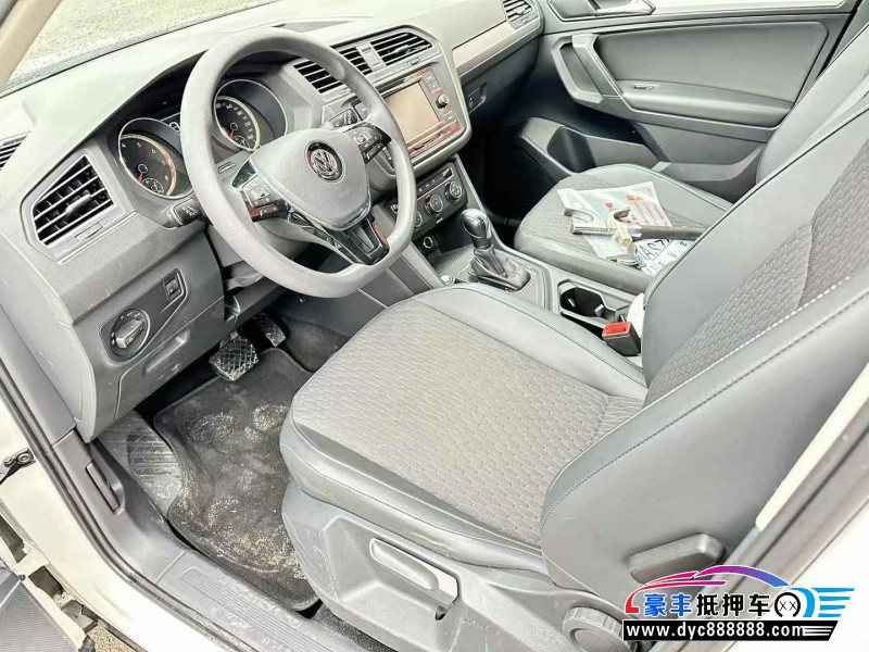 20年大众途观轿车抵押车出售