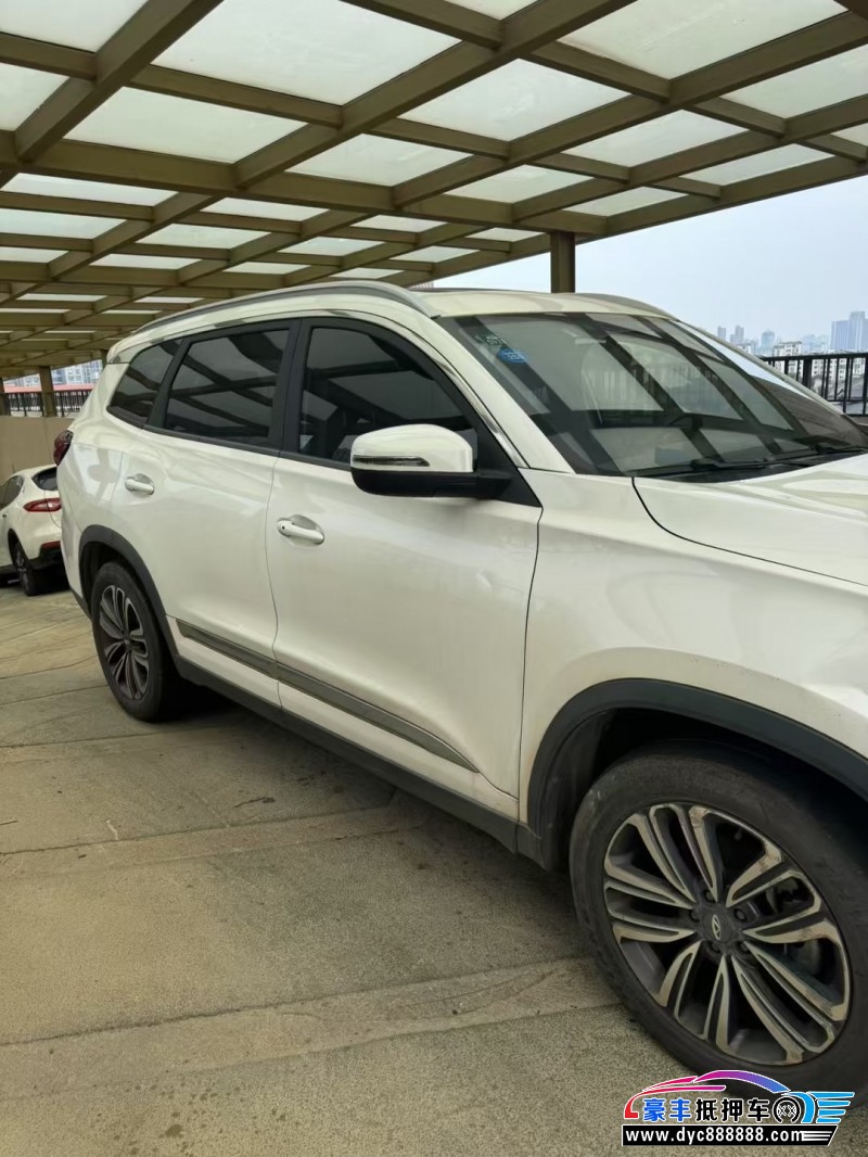 19年奇瑞瑞虎8SUV抵押车出售