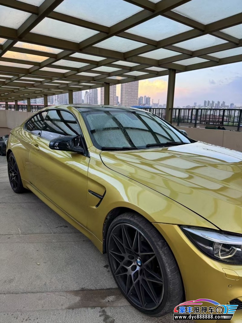 18年宝马M4轿车抵押车出售