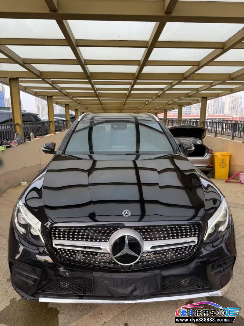19年奔驰GLCSUV抵押车出售