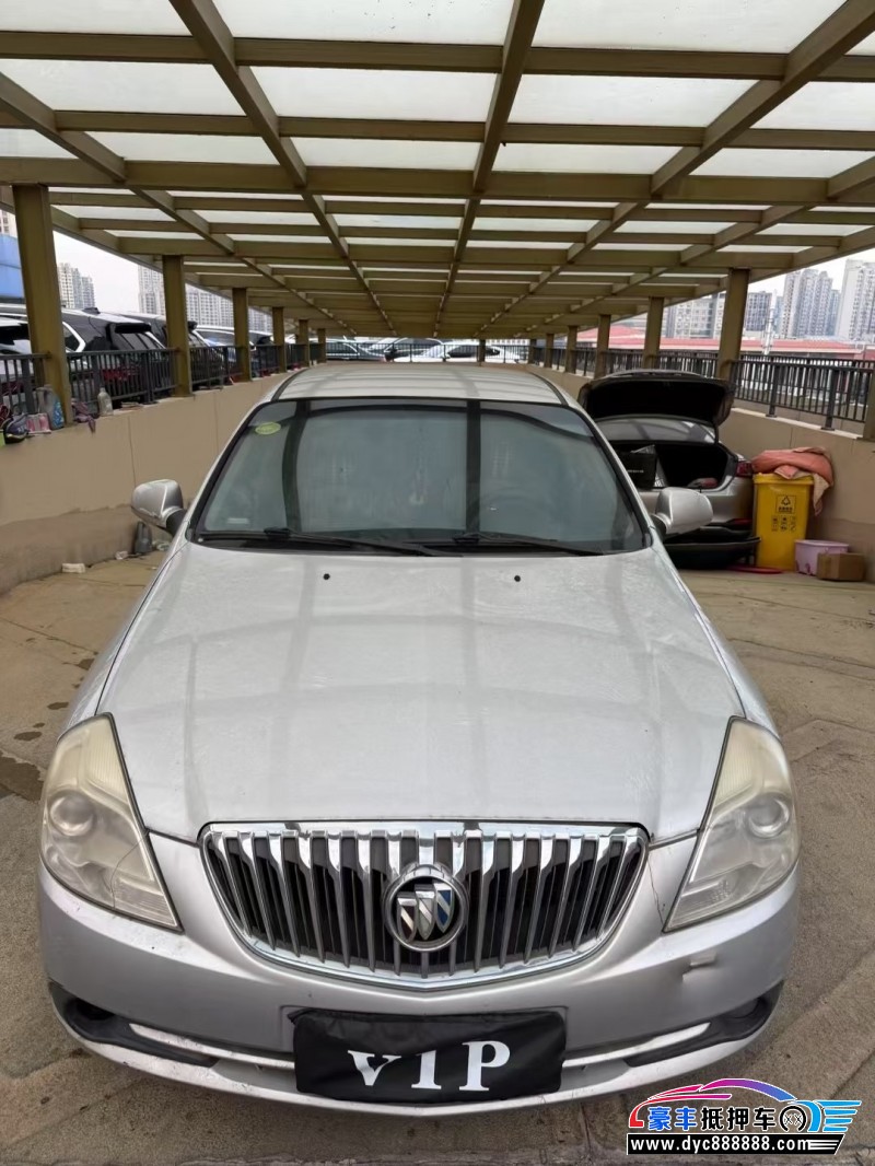 13年别克凯越轿车抵押车出售