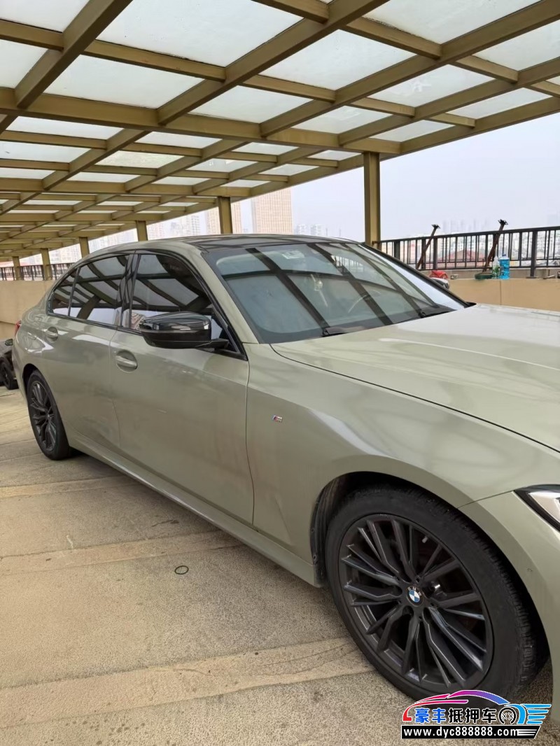 21年宝马3系轿车抵押车出售