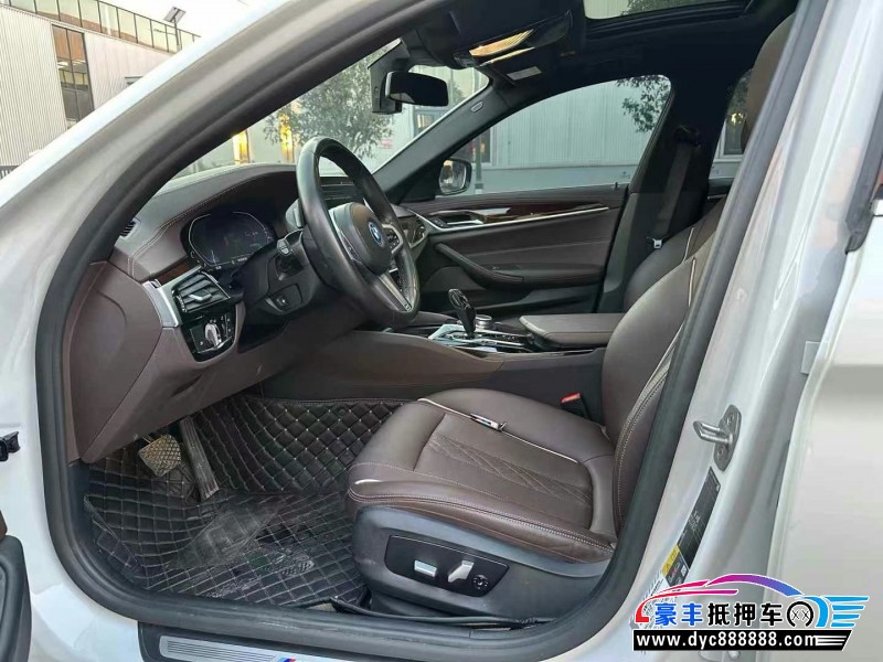 21年宝马5系轿车抵押车出售