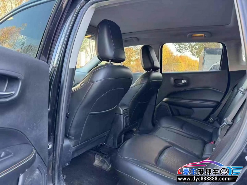 18年Jeep指南者SUV抵押车出售