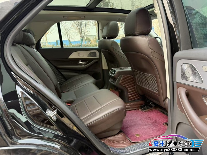 19年奔驰GLE轿车抵押车出售