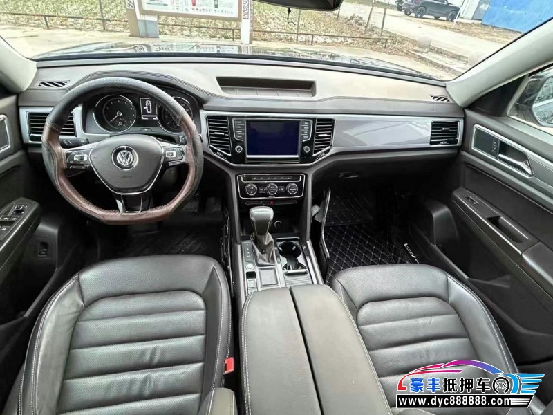 18年大众途昂轿车抵押车出售