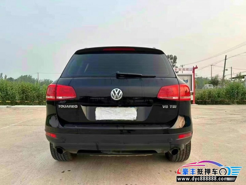 14年大众途锐轿车抵押车出售