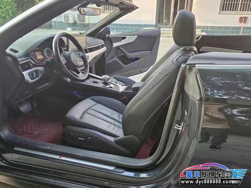 19年奥迪A5轿车抵押车出售