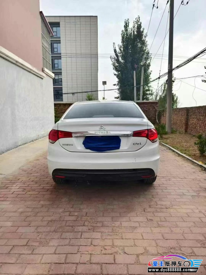 17年雪铁龙C4轿车抵押车出售