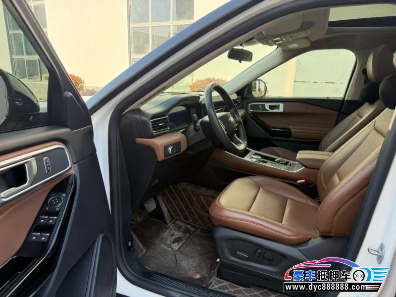 22年福特探险者轿车抵押车出售