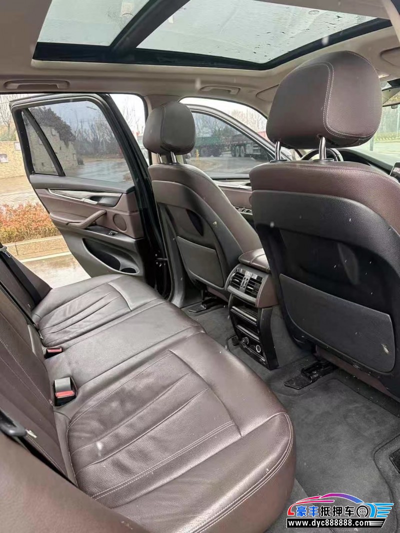 16年宝马X5轿车抵押车出售