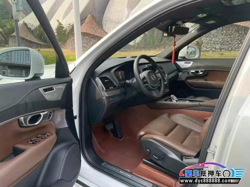 22年沃尔沃XC90轿车抵押车出售