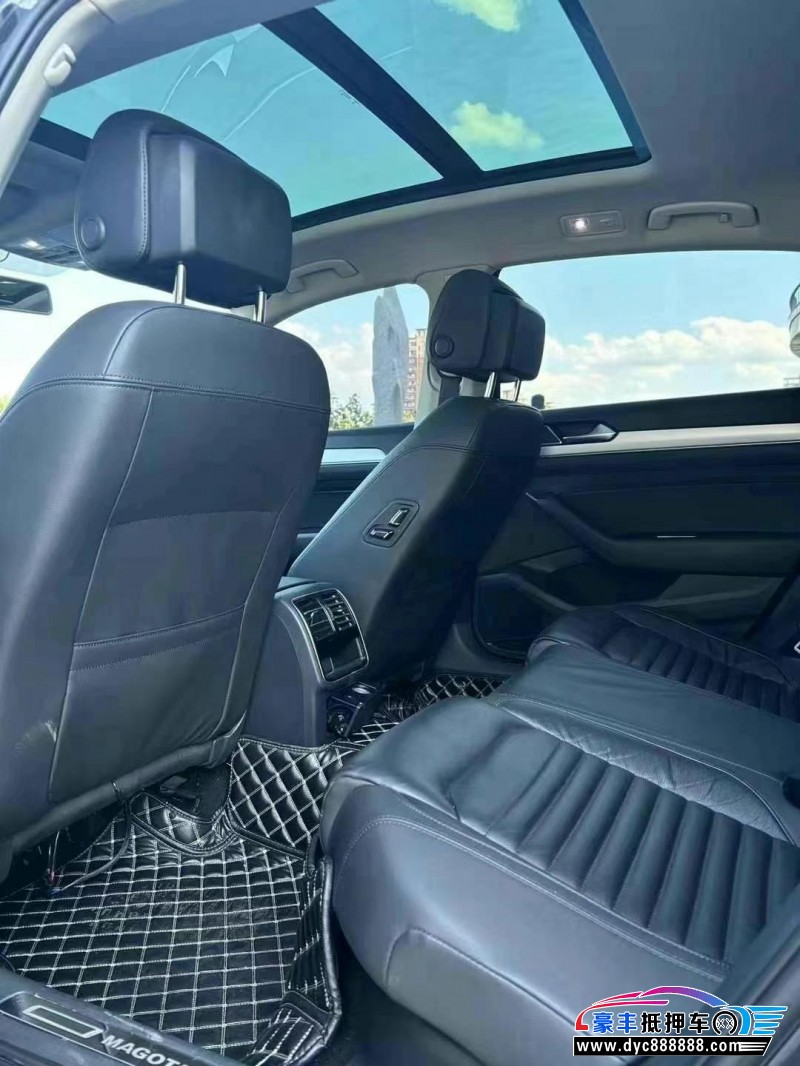 17年大众迈腾轿车抵押车出售