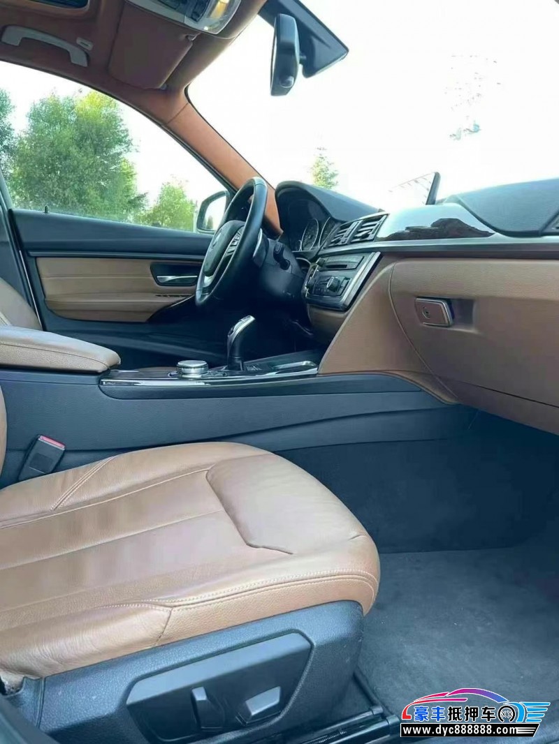 15年宝马3系轿车抵押车出售