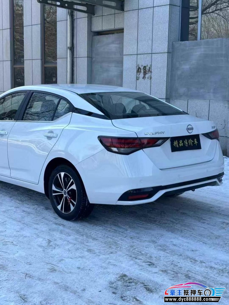 24年日产轩逸轿车抵押车出售