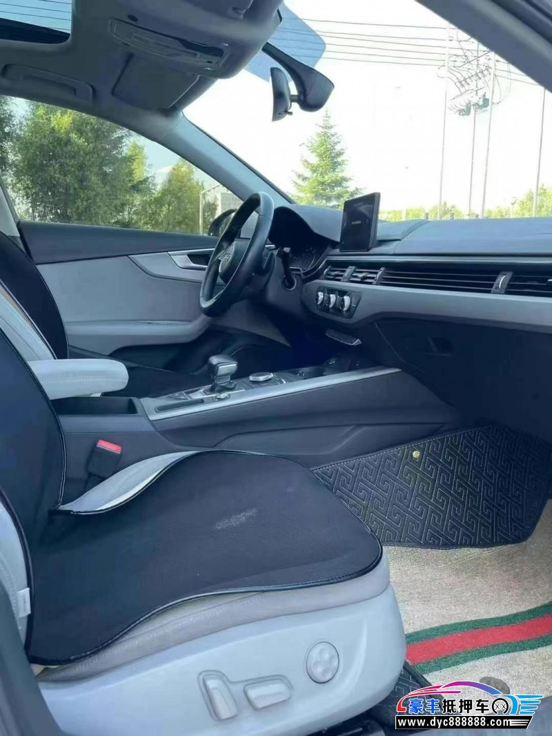 18年奥迪A4L轿车抵押车出售