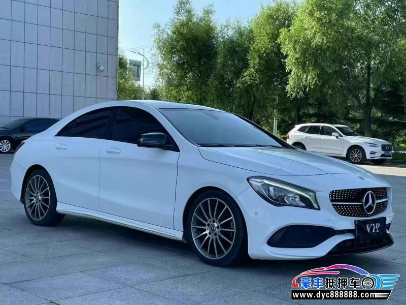 18年奔驰CLA轿车抵押车出售