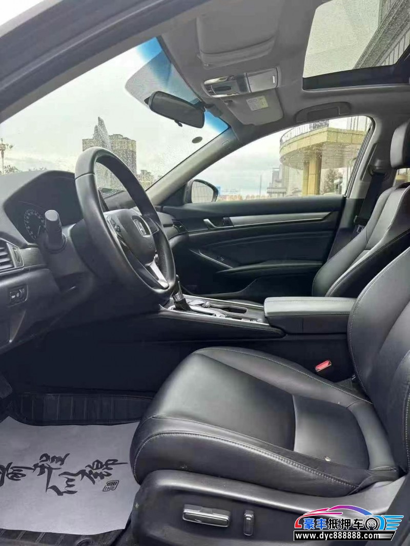 22年本田雅阁轿车抵押车出售