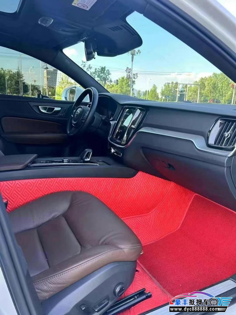 22年沃尔沃S60轿车抵押车出售