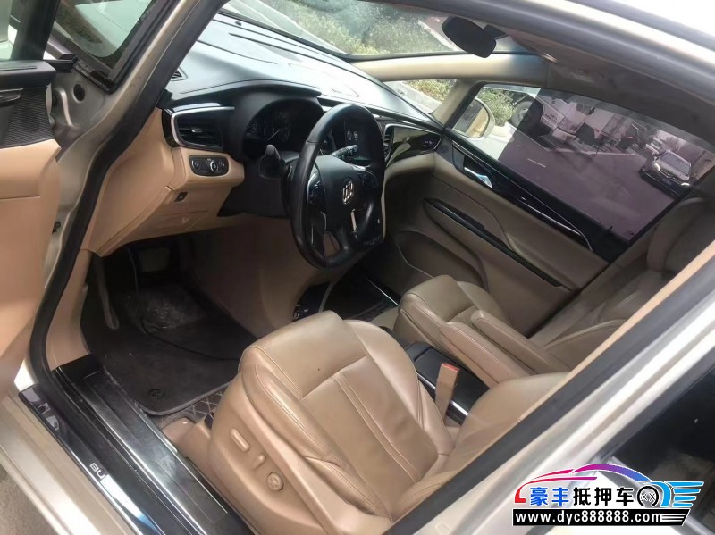 19年别克GL8轿车抵押车出售