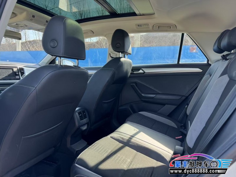 20年大众探歌轿车抵押车出售