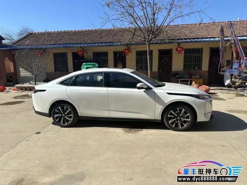 24年长安逸达轿车抵押车出售