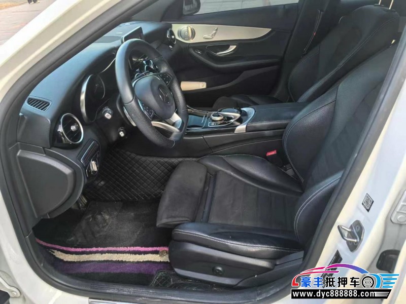 18年奔驰C轿车抵押车出售