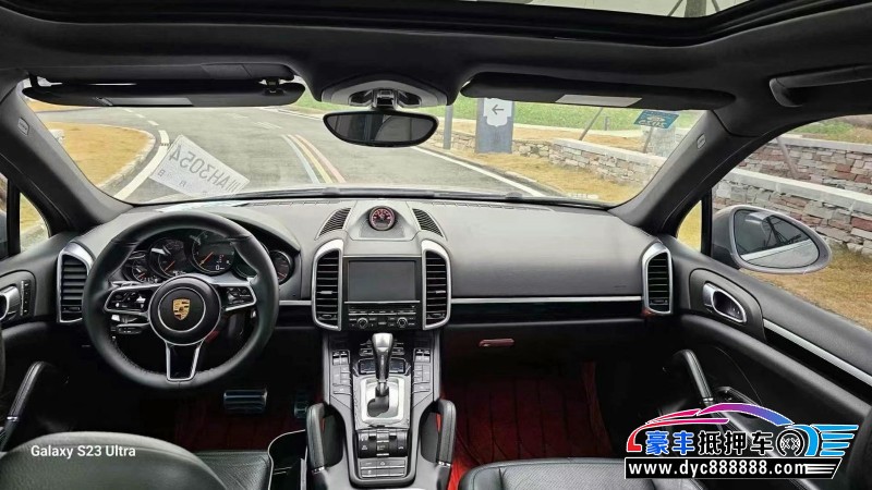 15年保时捷卡宴轿车抵押车出售