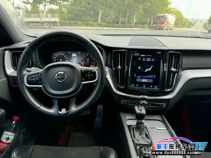 19年沃尔沃XC60轿车抵押车出售