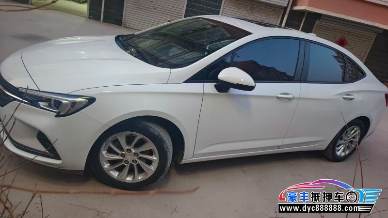 20年别克威朗轿车抵押车出售