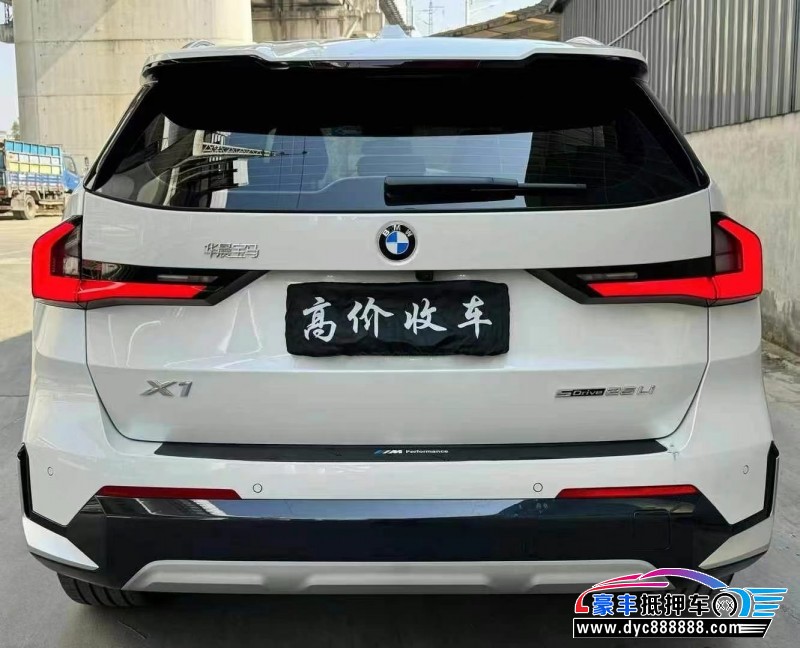 24年宝马X1轿车抵押车出售