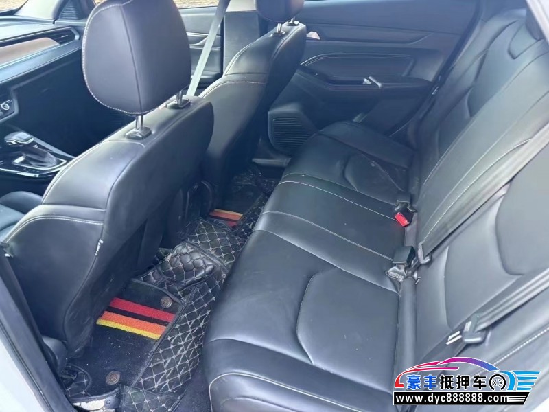 21年福特福睿斯轿车抵押车出售