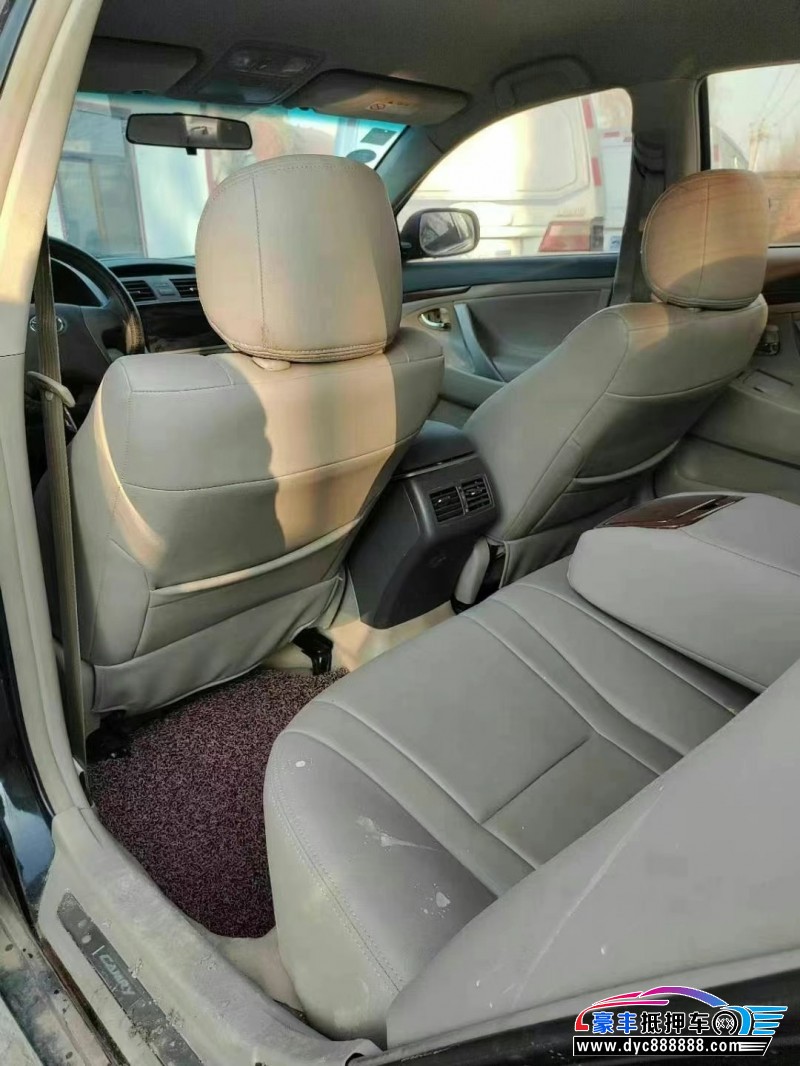 15年丰田凯美瑞轿车抵押车出售