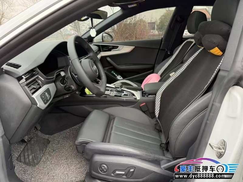 23年奥迪A5轿车抵押车出售