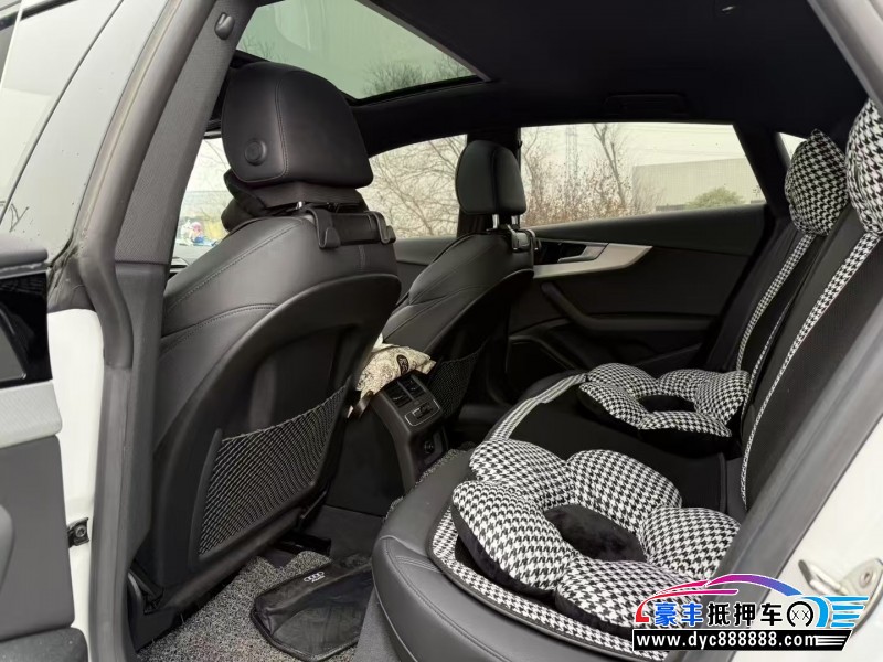 23年奥迪A5轿车抵押车出售