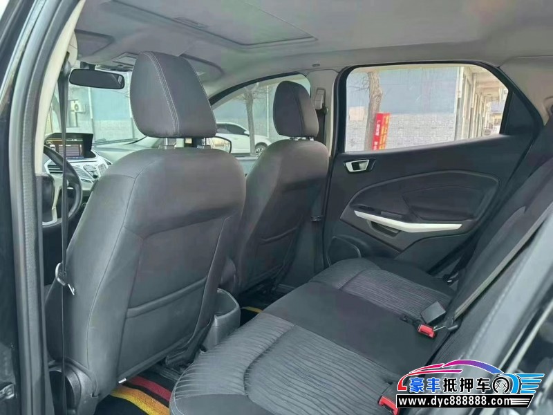 16年福特翼搏轿车抵押车出售